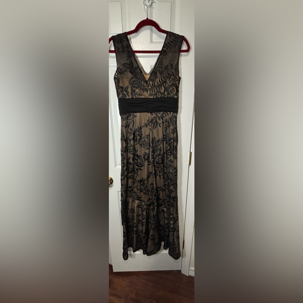 NWT JS COLLECTIONS SZ 4 BLACK/NUDE THE EMILY GOWN High Low Silhouette #86111881 - Picture 5 of 14